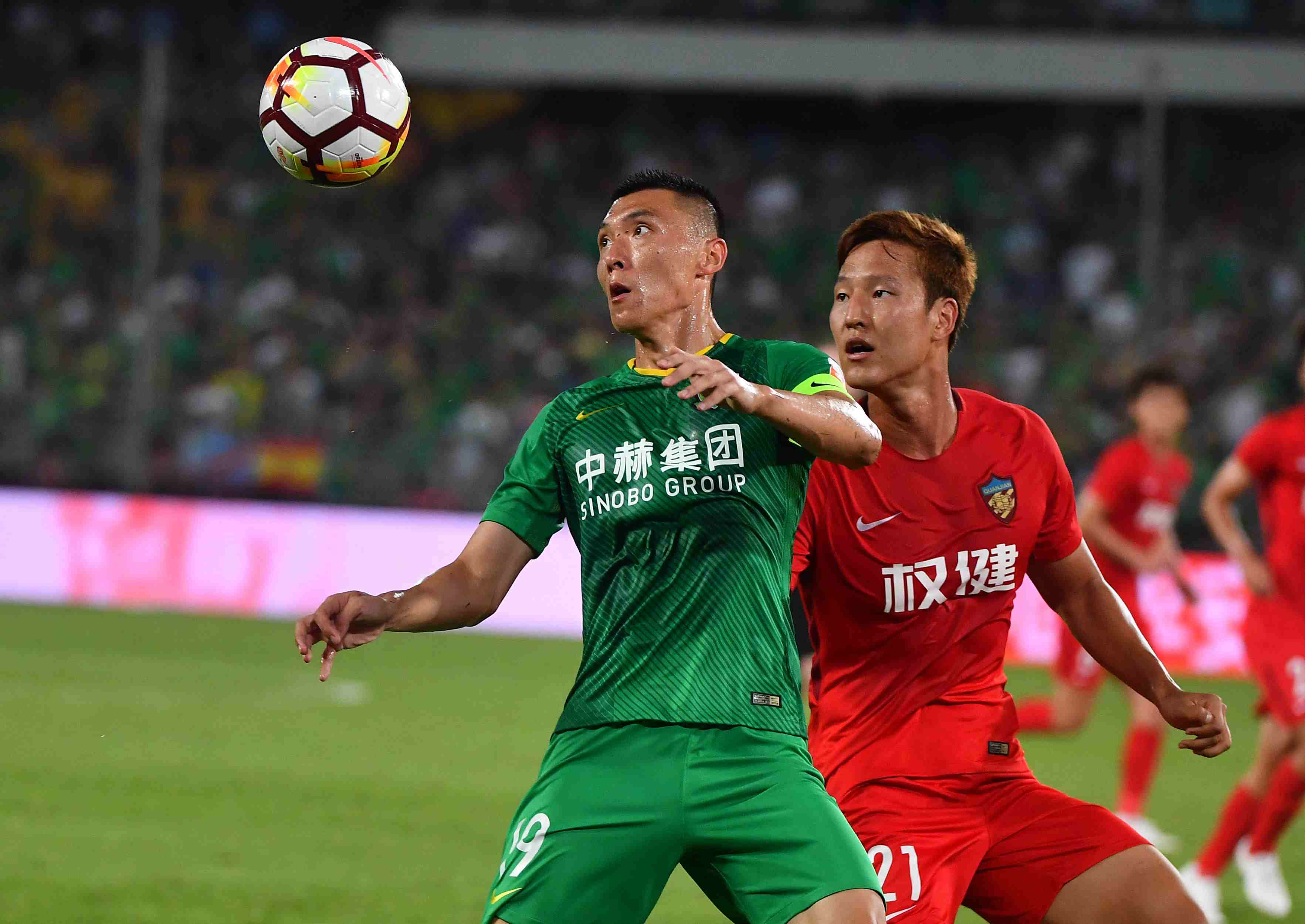 权健国安比赛，小巷深处的独特风味对决